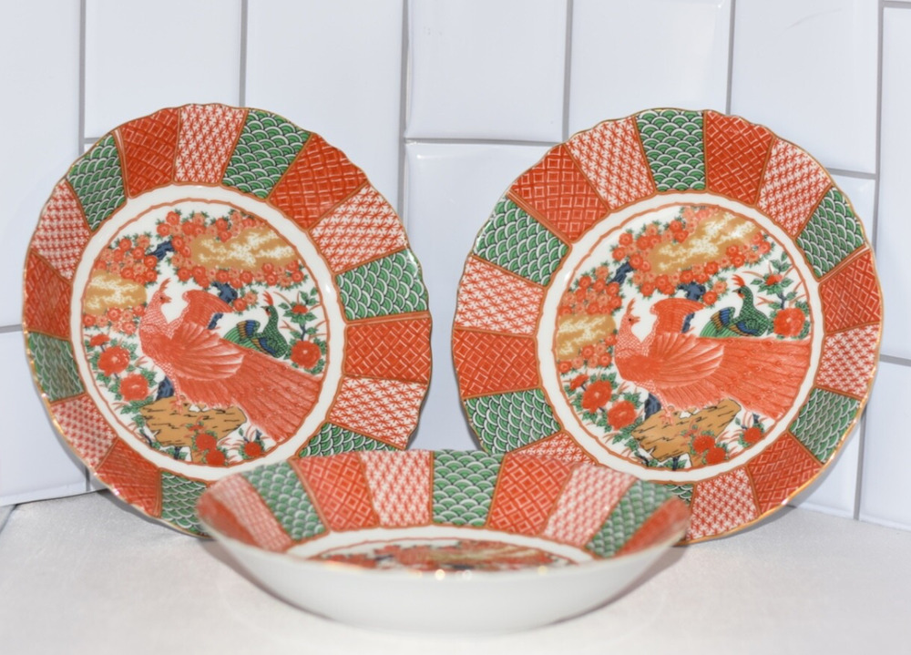 Arita Imari Peacock Porcelain Scalloped Coupe Porcelain Bowls - 3pc Set